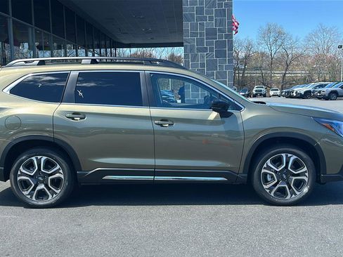 New 2026 Subaru Ascent Limited AWD/4WD image 9