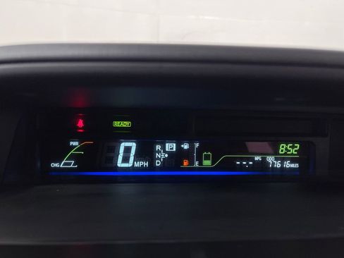 Used 2016 Toyota Prius V Two FWD image 18