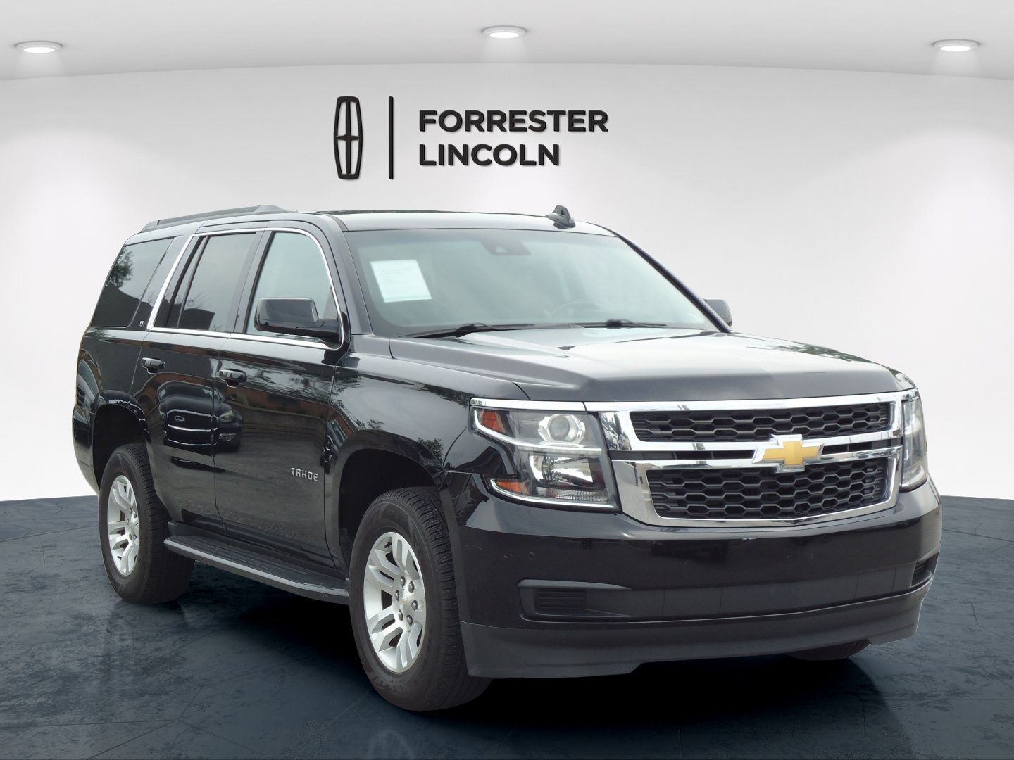 Used 2019 Chevrolet Tahoe LT AWD/4WD image 1
