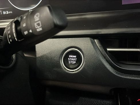 Used 2024 Kia Seltos EX FWD image 20