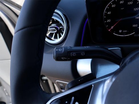 New 2026 Mercedes-Benz GLB 250 4MATIC image 43