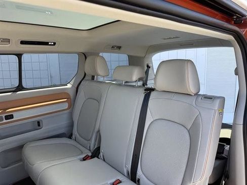 New 2025 Volkswagen ID. Buzz 1st Edition image 17