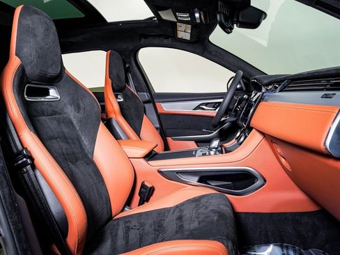 Used 2025 Jaguar F-PACE SVR image 16