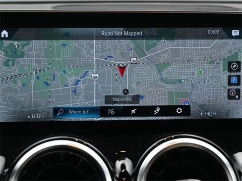 Used 2021 Mercedes-Benz GLB 250 4MATIC image 16