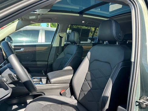 Certified 2026 Volkswagen Atlas SE w/ Panoramic Sunroof Package FWD image 20