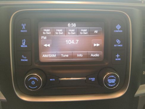 Used 2022 RAM 1500 Classic SLT AWD/4WD image 25