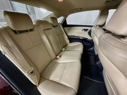 Used 2018 Toyota Avalon XLE Premium w/ Carpet Mat Package FWD image 26