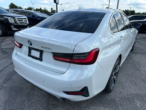 Used 2022 BMW 330e w/ Premium Package image 31