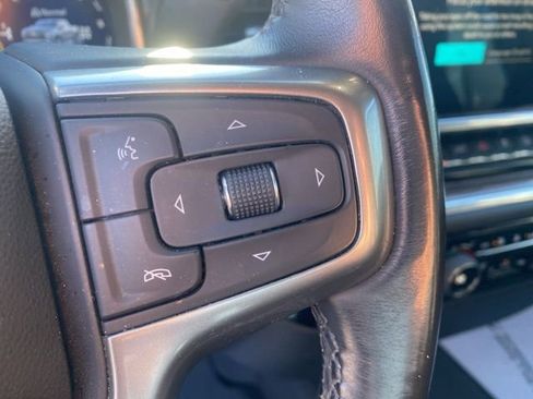Used 2022 Chevrolet Silverado 1500 LT image 11