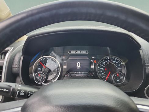 Used 2020 RAM 1500 Laramie image 10