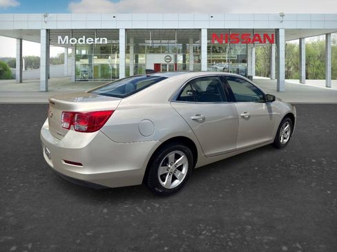 Used 2015 Chevrolet Malibu LS FWD image 5