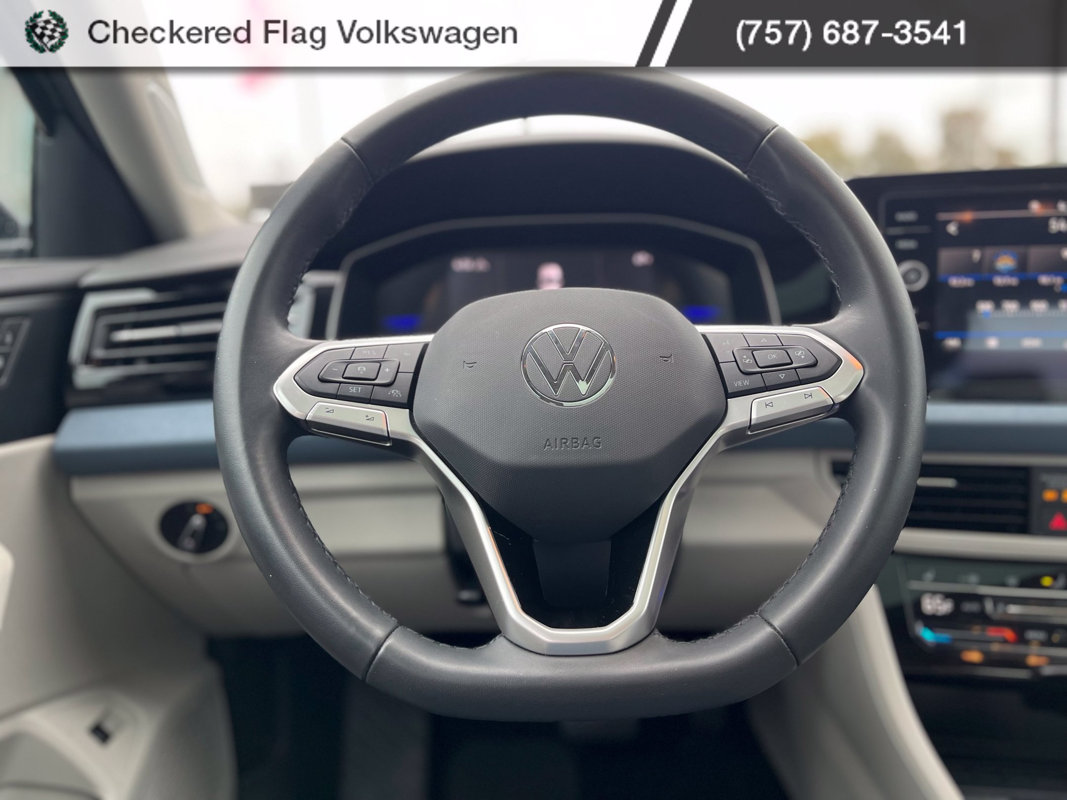 Used 2026 Volkswagen Jetta SE FWD image 35