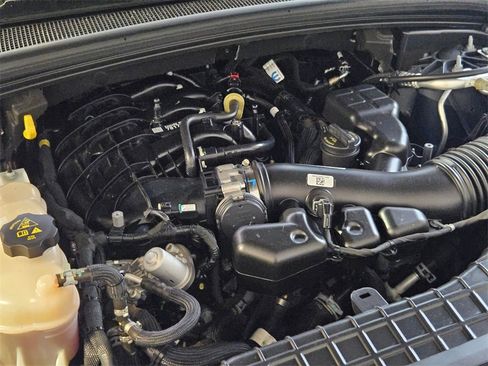 Used 2023 Jeep Grand Cherokee Altitude image 38