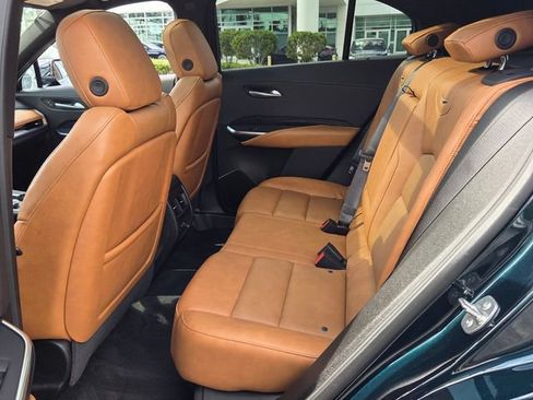 Used 2025 Cadillac XT4 Premium Luxury FWD image 11