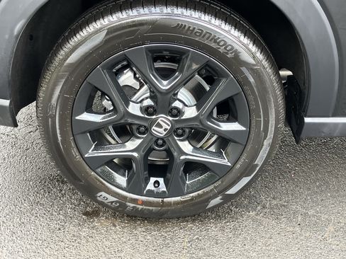 Used 2025 Honda HR-V Sport image 13