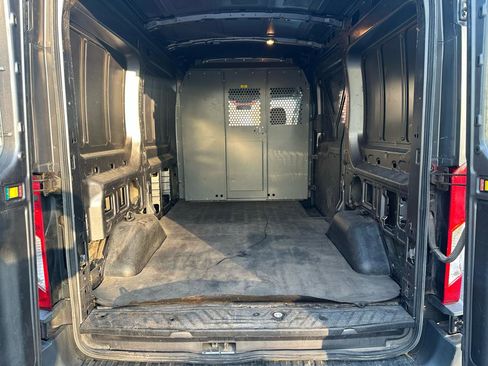 Used 2015 Ford Transit 150 130 Medium Roof image 18