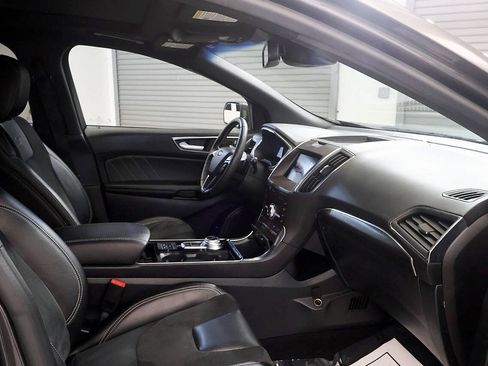 Used 2020 Ford Edge ST w/ Equipment Group 401A AWD/4WD image 16