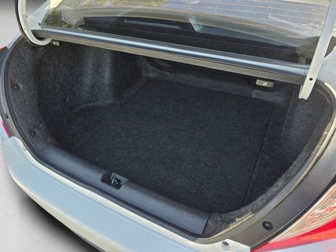 Used 2018 Honda Civic EX-L image 25