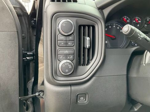 Used 2024 GMC Sierra 1500 Pro w/ Trailering Package AWD/4WD image 8