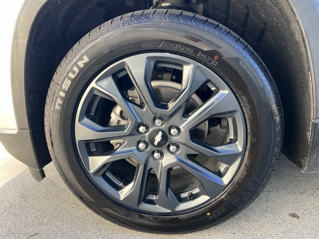 Used 2021 Chevrolet Traverse RS FWD image 31