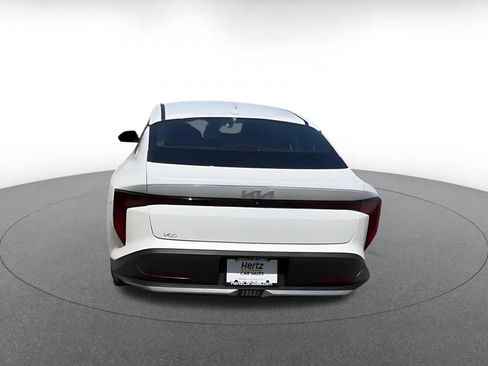 Used 2025 Kia K4 FWD image 12