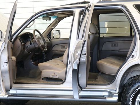 Used 2000 Toyota 4Runner Limited AWD/4WD image 44