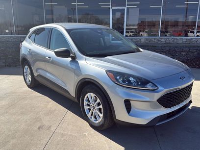 Used 2022 Ford Escape SE