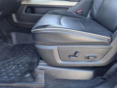 Used 2022 RAM 3500 Laramie image 24