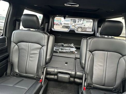 New 2026 Jeep Grand Wagoneer Limited w/ Premium Group II image 33