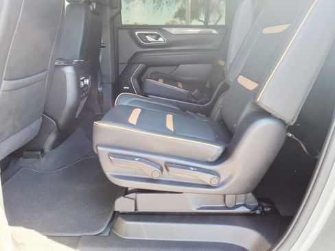 Certified 2024 GMC Yukon XL AT4 w/ Technology Package AWD/4WD image 17