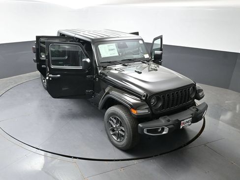 New 2026 Jeep Gladiator Sport AWD/4WD image 48