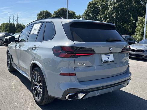Used 2026 BMW X5 xDrive40i w/ M Sport Package AWD/4WD image 8