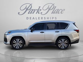 Used 2025 Lexus LX 700h Luxury w/ Appearance Package AWD/4WD video 2