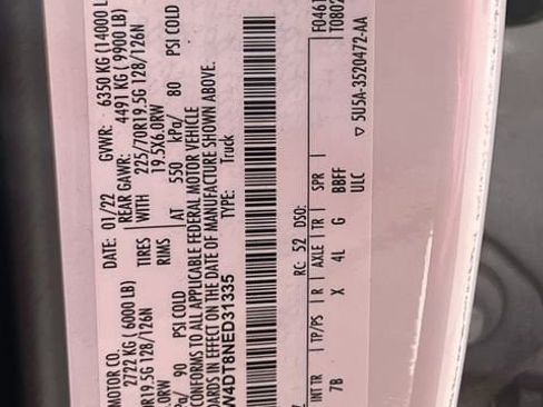 Used 2022 Ford F450 Platinum w/ FX4 Off-Road Package image 32