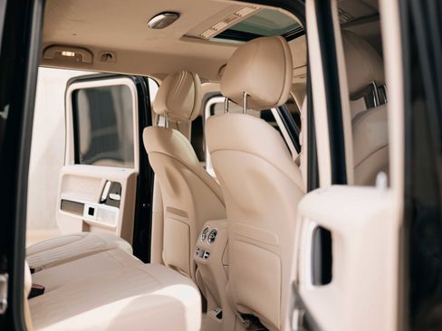 Used 2025 Mercedes-Benz G 63 AMG 4MATIC image 16