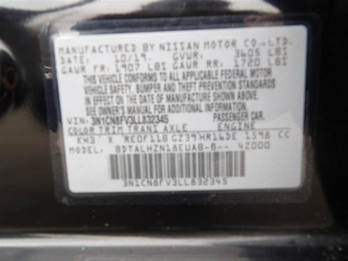 Used 2020 Nissan Versa SR w/ Convenience Package image 26