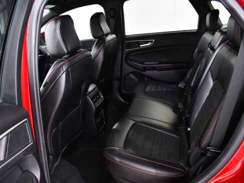 Used 2024 Ford Edge ST-Line image 16