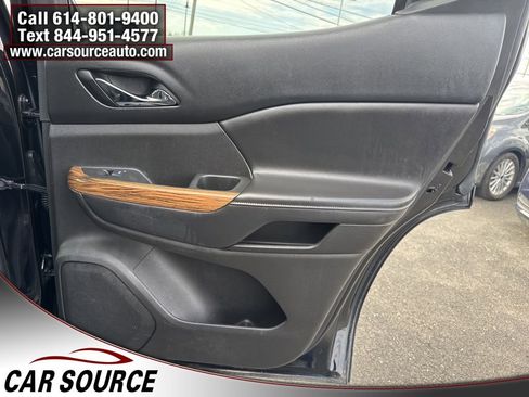 Used 2017 GMC Acadia Denali image 36