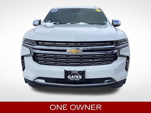 Used 2023 Chevrolet Suburban Premier image 3