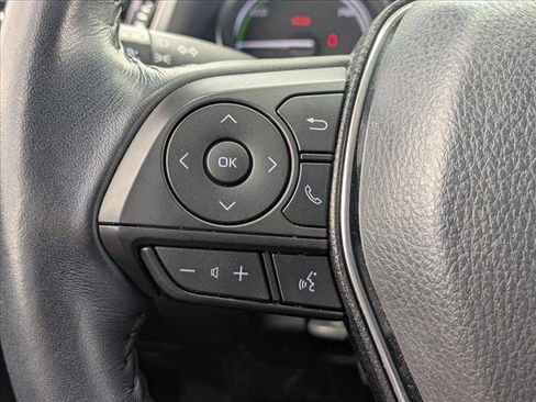 Certified 2019 Toyota Camry SE w/ Sunroof Package image 11