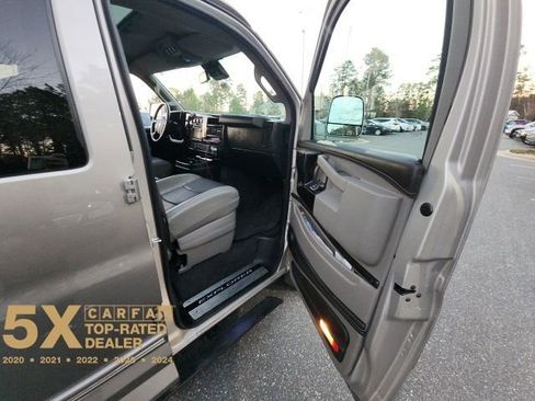 Used 2020 Chevrolet Express 2500 w/ Enhanced Convenience Package image 29