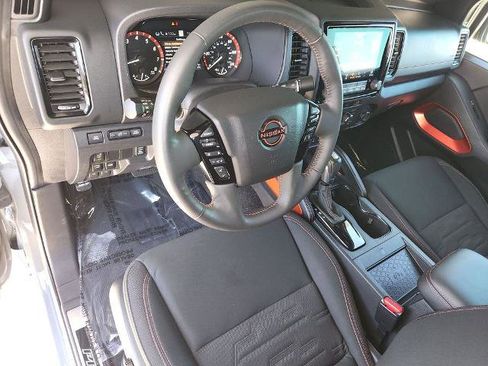 Certified 2023 Nissan Frontier PRO-4X w/ Pro Convenience Package AWD/4WD image 11