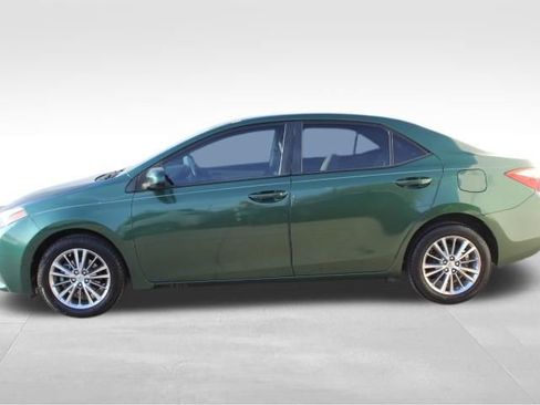 Used 2014 Toyota Corolla LE image 4