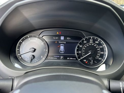 Used 2024 INFINITI QX50 Sport image 23