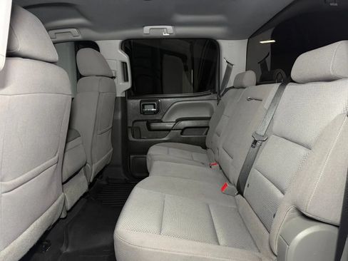 Used 2018 Chevrolet Silverado 1500 Custom w/ Custom Value Package RWD image 16