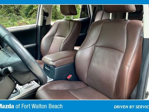 Used 2024 Toyota 4Runner Limited AWD/4WD image 18