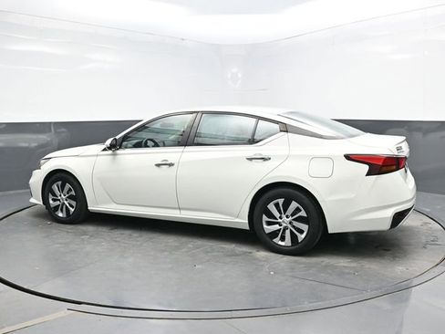 Used 2021 Nissan Altima 2.5 S image 4