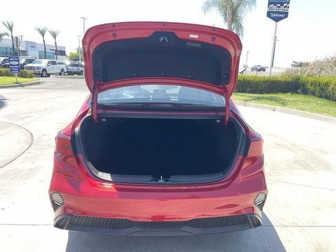 Used 2023 Kia Forte LXS w/ LXS Technology Package FWD image 23