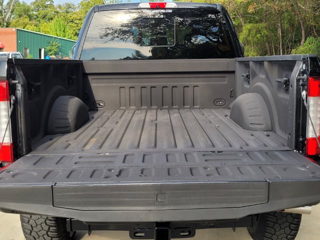 Used 2018 Ford F250 Platinum w/ Platinum Ultimate Package AWD/4WD image 10