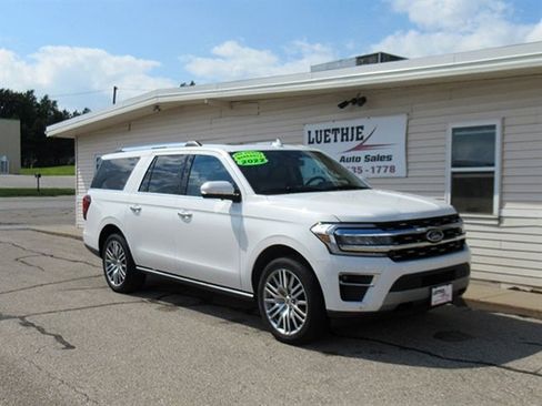 Used 2022 Ford Expedition Max Limited image 4
